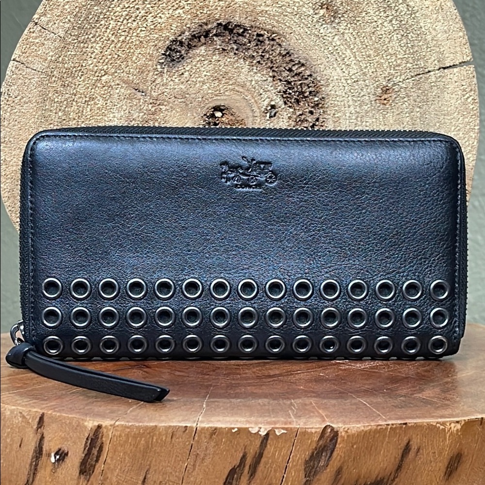 COACH BLEECKER GROMMET ACCORDION ZIP WALLET